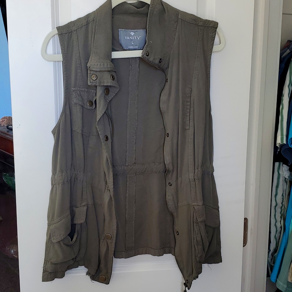 Vanity army green military cargo vest